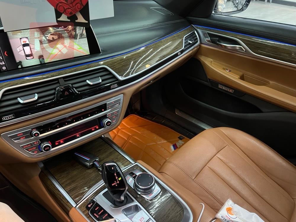 بي ام دبليو الفئة 7